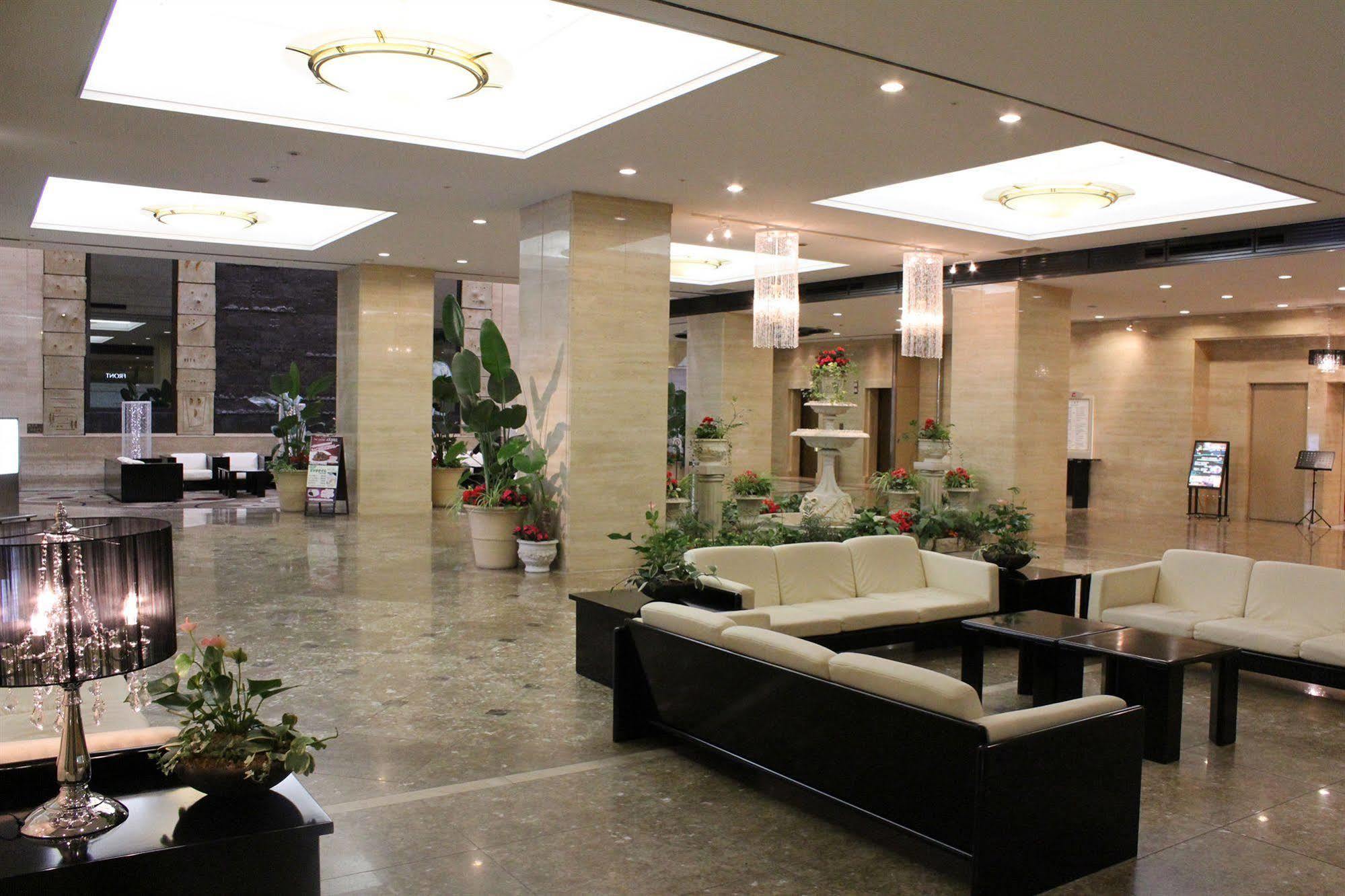 Hotel Nagoya Garden Palace Exterior photo