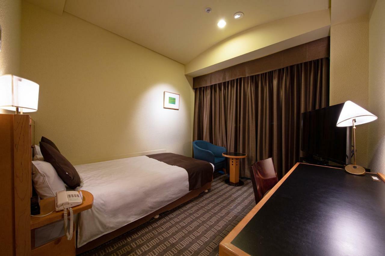 Hotel Nagoya Garden Palace Exterior photo